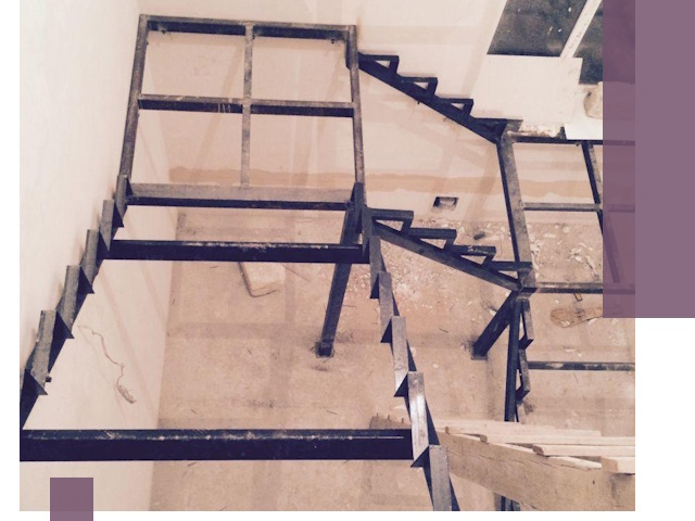 Монтаж лестниц на металлокаркасе в Кандалакше быстро и качественно