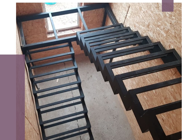 Демонтаж лестниц на металлокаркасе в Кандалакше от 7274 руб. за м²