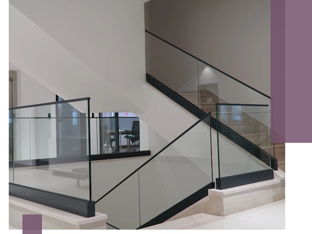 Стеклянные перила премиум-класса с установкой в Кандалакше