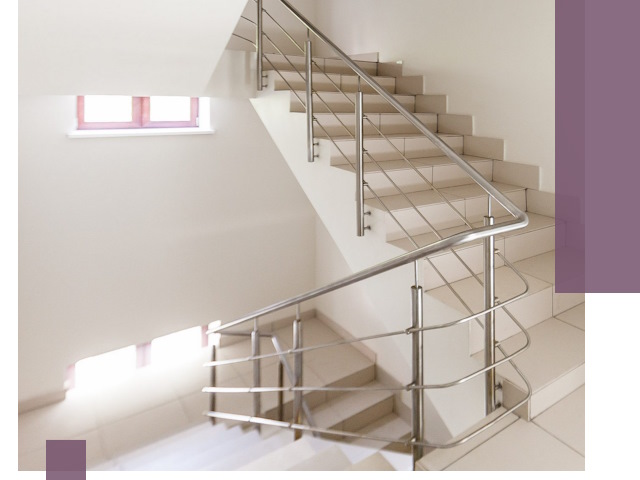 Установка и замена перил в подъезде в Кандалакше